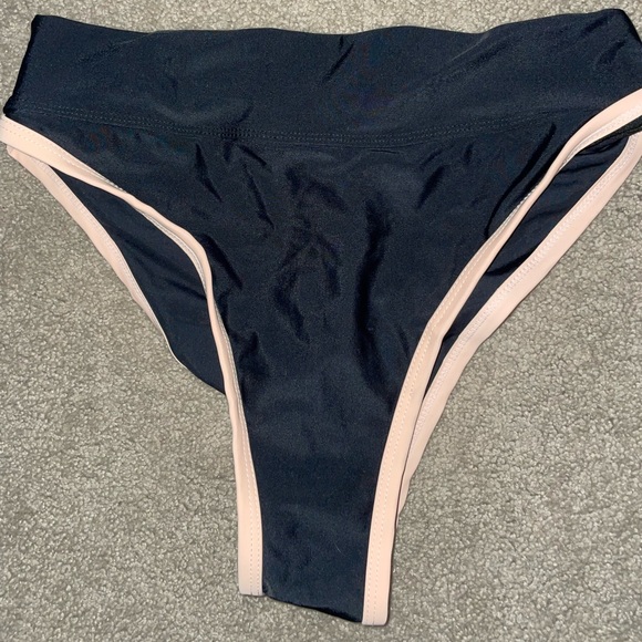 SHEIN BIKINI - Picture 2 of 6